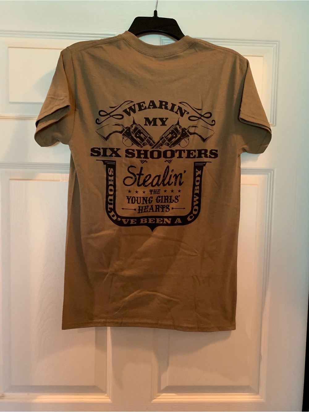 Graphic Tee with 'Six Shooters' Western Print - Straight up Southern